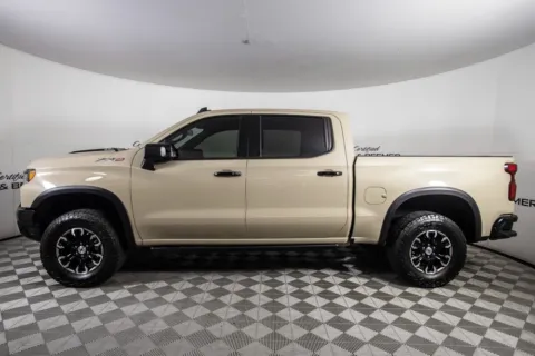 More photos of 2022 Chevrolet Silverado 1500 ZR2 at Certified Benz & Beemer Buying Center, AZ