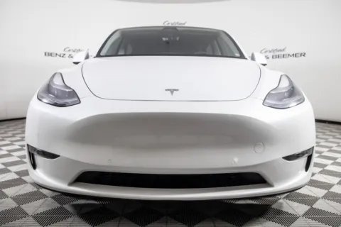 More photos of 2021 Tesla Model Y Performance at Certified Benz & Beemer Buying Center, AZ