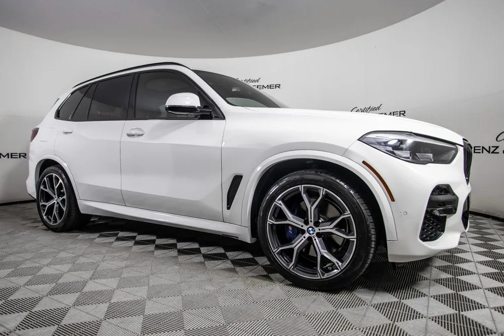 White 2022 BMW X5 xDrive40i for sale in Scottsdale, AZ