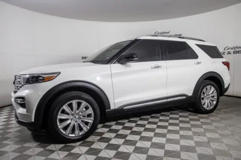 More photos of 2022 Ford Explorer Limited at Certified Benz & Beemer Buying Center, AZ