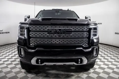 More photos of 2020 GMC Sierra 2500HD Denali at Certified Benz & Beemer Buying Center, AZ