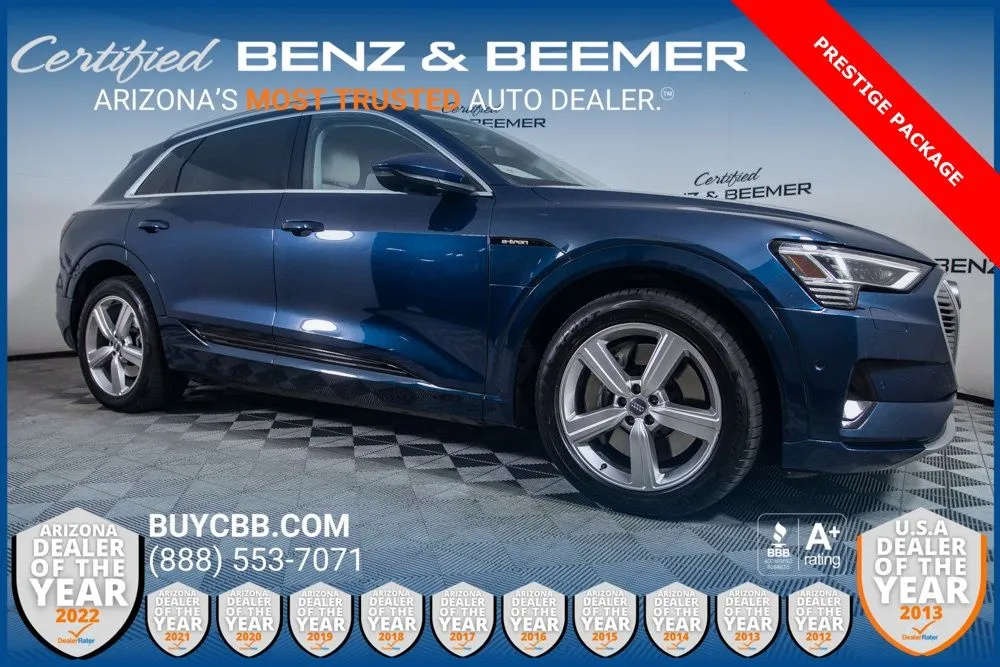 2019 Audi e-tron Prestige's photo