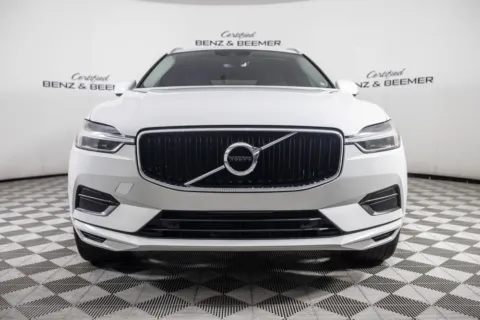 More photos of 2019 Volvo XC60 T5 Momentum at Certified Benz & Beemer Buying Center, AZ