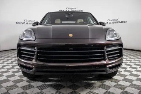 More photos of 2022 Porsche Cayenne at Certified Benz & Beemer Buying Center, AZ
