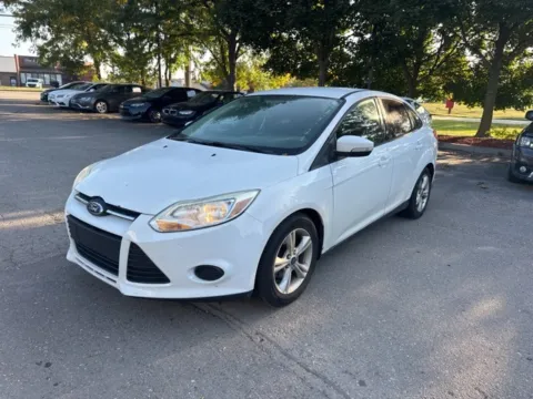 White 2014 Ford Focus SE for sale in Brighton, MI