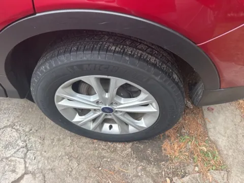 More photos of 2017 Ford Escape SE at Brighton Motors, MI