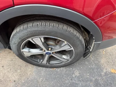 More photos of 2015 Ford Escape SE at Brighton Motors, MI