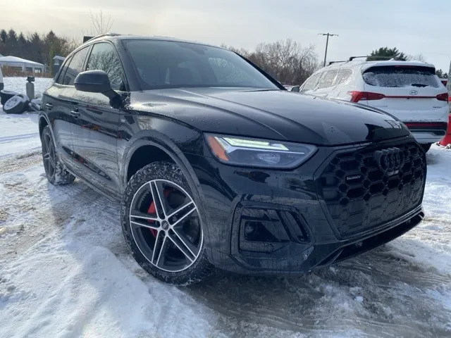 2025 Audi Q5 Premium Plus's photo