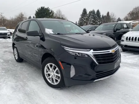 Photos of 2022 Chevrolet Equinox LT for sale in Brighton, MI at Brighton Motors