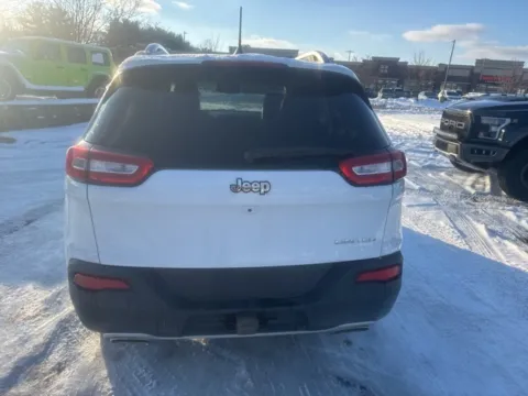More photos of 2018 Jeep Cherokee Limited at Brighton Motors, MI