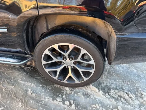 More photos of 2011 Cadillac Escalade Luxury at Brighton Motors, MI