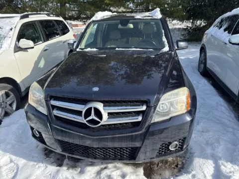 Photos of 2010 Mercedes-Benz GLK 350 for sale in Brighton, MI at Brighton Motors