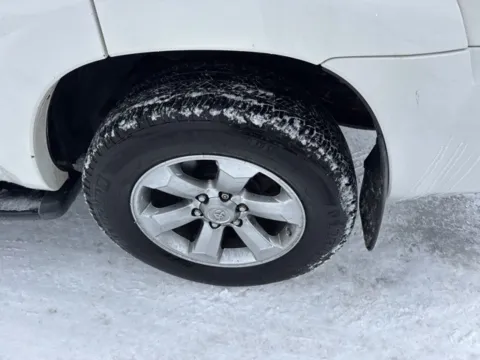 More photos of 2006 Toyota 4Runner Limited at Brighton Motors, MI