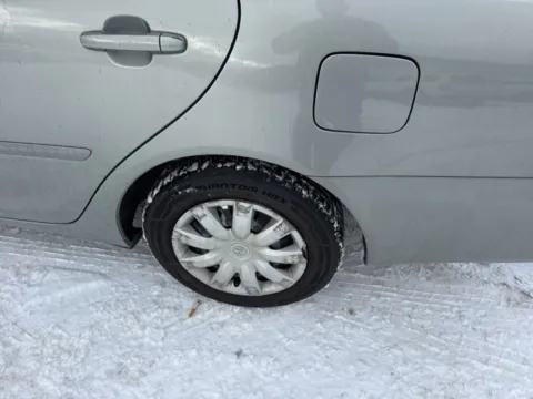 More photos of 2005 Toyota Camry SE at Brighton Motors, MI