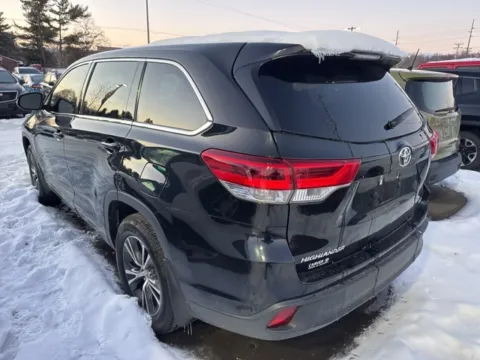 Another view of 2018 Toyota Highlander for sale in Brighton, MI at Brighton Motors