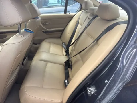 More photos of 2006 BMW 3 Series 325i at Brighton Motors, MI