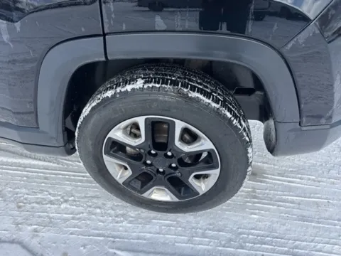 More photos of 2017 Jeep New Compass Trailhawk at Brighton Motors, MI