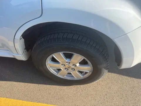 More photos of 2008 Mercury Mariner at Brighton Motors, MI