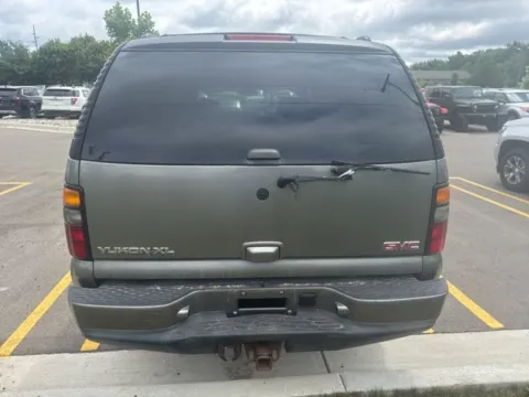 More photos of 2006 GMC Yukon XL Denali at Brighton Motors, MI