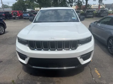 Photos of 2022 Jeep Grand Cherokee Laredo for sale in Brighton, MI at Brighton Motors