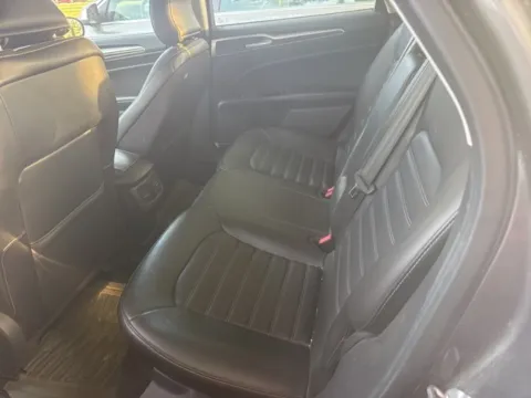 More photos of 2016 Ford Fusion SE at Brighton Motors, MI