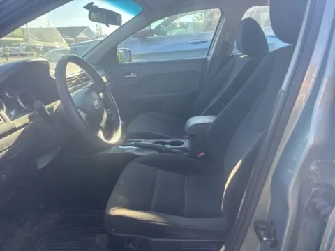 More photos of 2009 Ford Fusion SE at Brighton Motors, MI