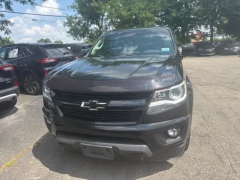 Photos of 2019 Chevrolet Colorado LT for sale in Brighton, MI at Brighton Motors
