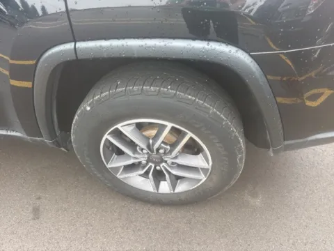 More photos of 2019 Jeep Grand Cherokee Limited at Brighton Motors, MI