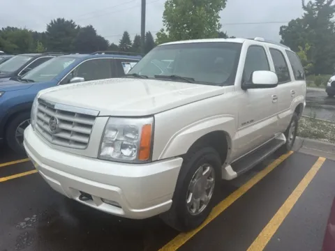 White 2002 Cadillac Escalade for sale in Brighton, MI