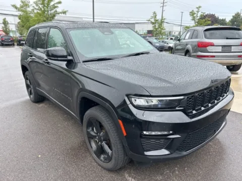 Photos of 2022 Jeep Grand Cherokee Limited for sale in Brighton, MI at Brighton Motors
