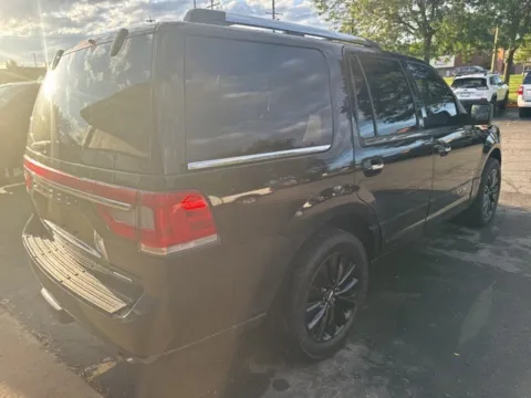 More photos of 2015 Lincoln Navigator at Brighton Motors, MI