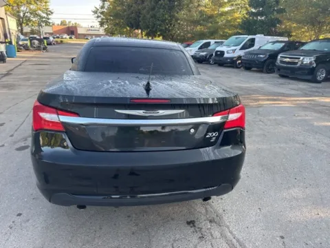 More photos of 2013 Chrysler 200 S at Brighton Motors, MI