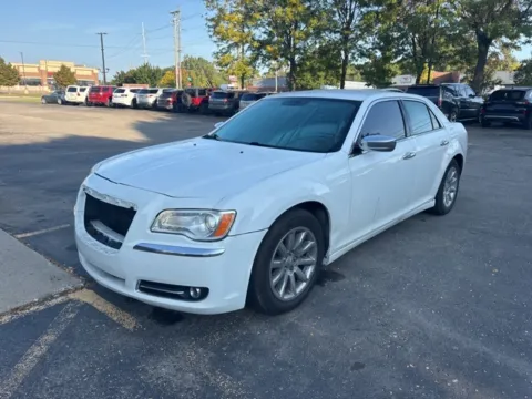White 2012 Chrysler 300 Limited for sale in Brighton, MI