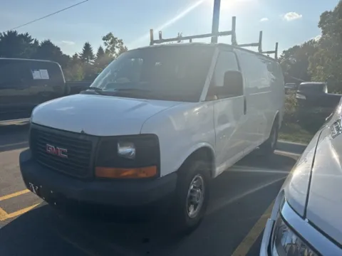 White 2008 GMC Savana G3500 Work Van for sale in Brighton, MI