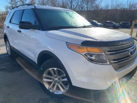 Photos of 2015 Ford Explorer for sale in Wixom, MI at Wixom Motors