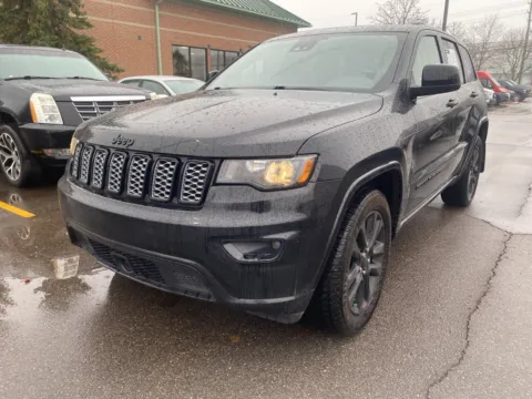 Black 2021 Jeep Grand Cherokee Laredo X for sale in Wixom, MI