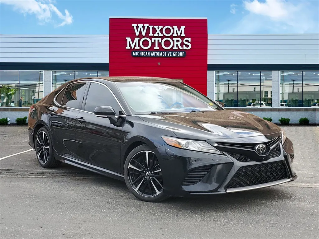 2018 Toyota Camry XSE V6 for sale in Wixom, MI