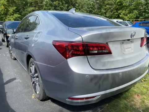 White 2017 Acura TLX 3.5L V6 for sale in Wixom, MI