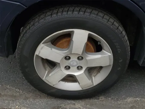 More photos of 2007 Saturn ION 3 at Wixom Motors, MI