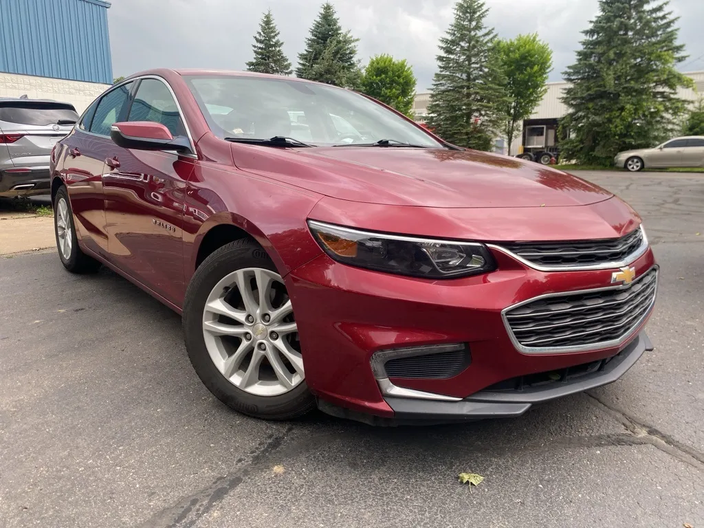 2018 Chevrolet Malibu LT for sale in Wixom, MI