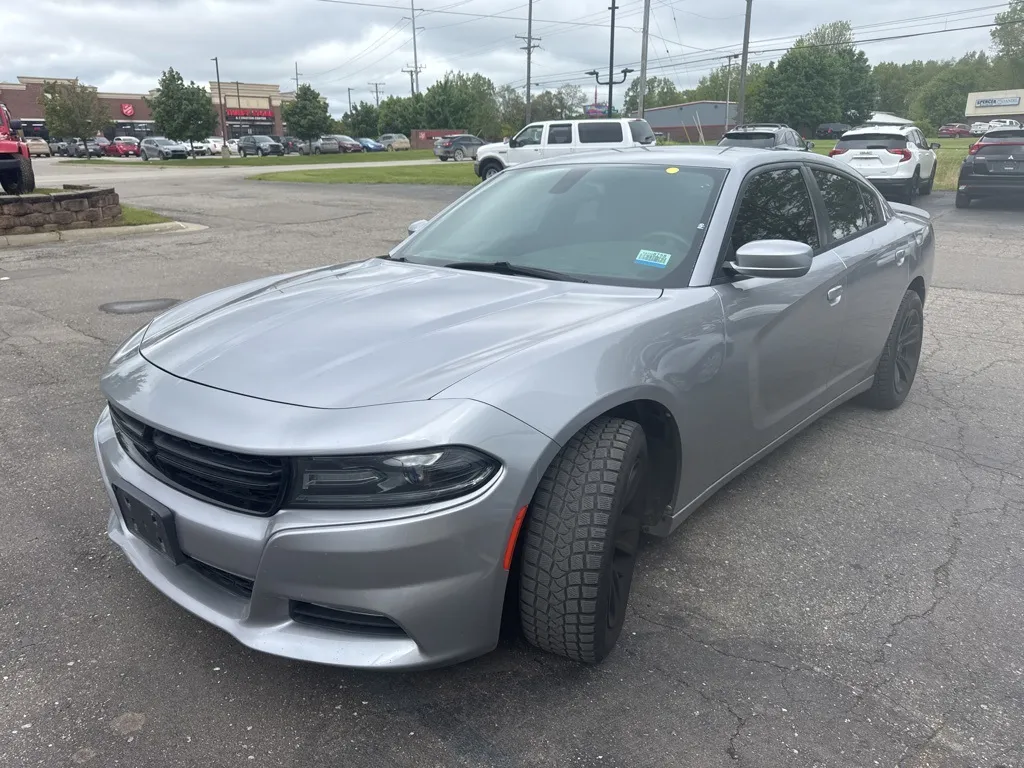 Silver 2015 Dodge Charger SXT for sale in Wixom, MI