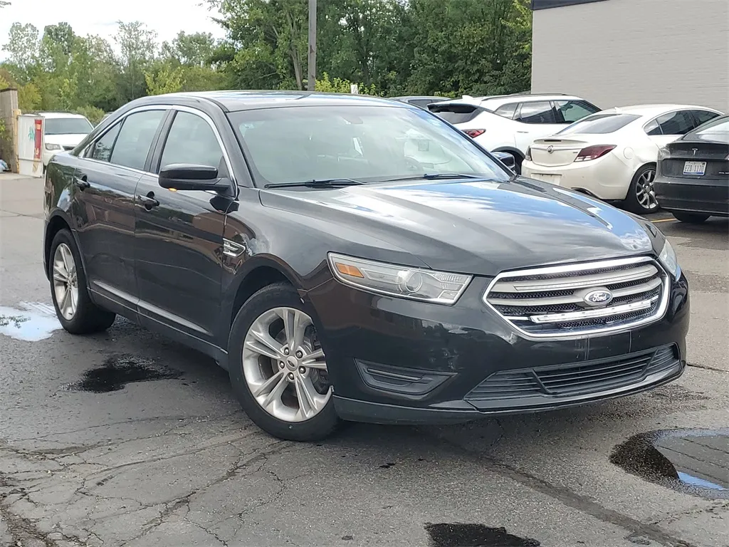 2013 Ford Taurus