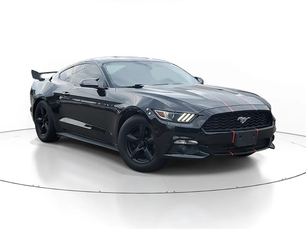 Black 2016 Ford Mustang V6 for sale in Wixom, MI