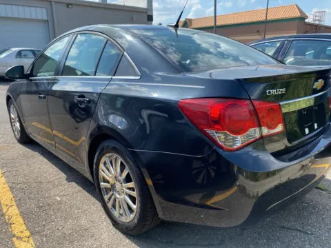 More photos of 2013 Chevrolet Cruze ECO at Wixom Motors, MI
