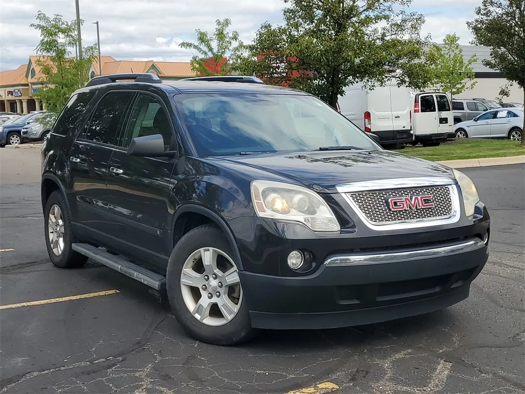 Black 2009 GMC Acadia SLE-1 for sale in Wixom, MI