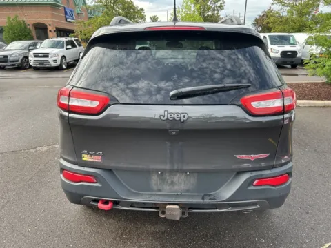 More photos of 2016 Jeep Cherokee Trailhawk at Wixom Motors, MI