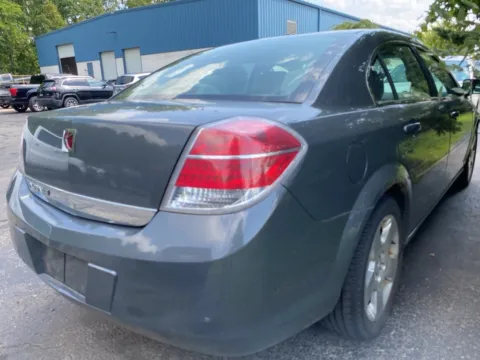 More photos of 2008 Saturn Aura XE at Wixom Motors, MI