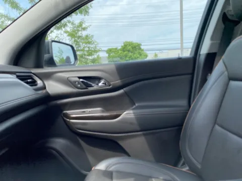 More photos of 2022 GMC Acadia AT4 at Wixom Motors, MI