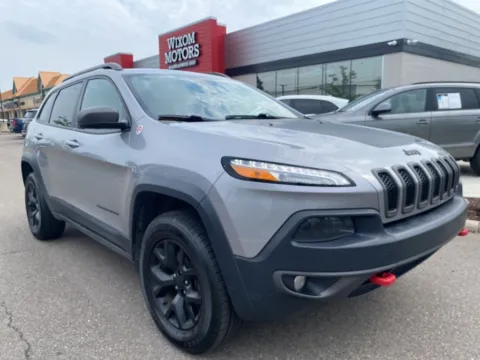 Silver 2016 Jeep Cherokee Trailhawk for sale in Wixom, MI