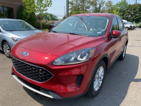 Another view of 2020 Ford Escape SE for sale in Wixom, MI at Wixom Motors